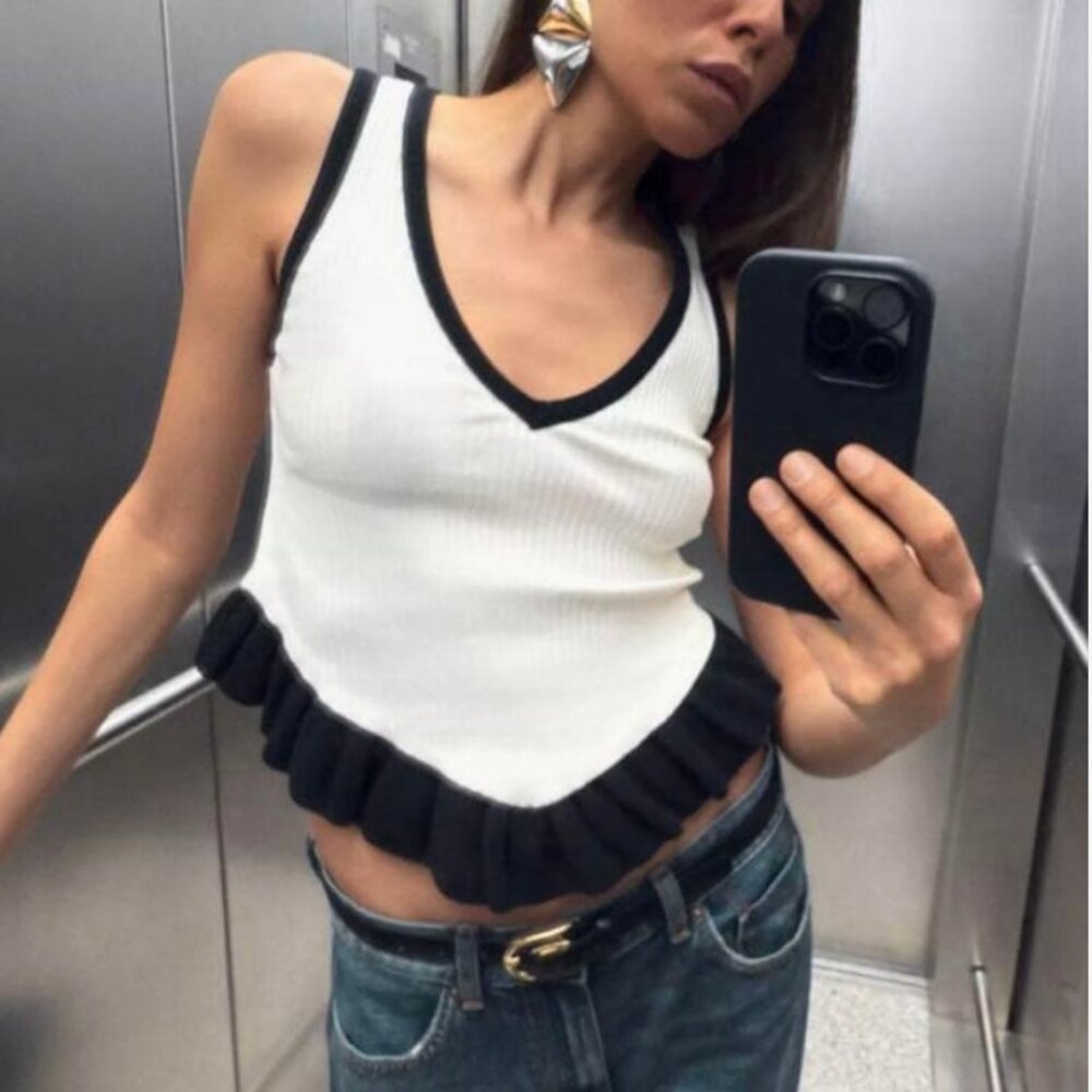 ZARA Ribbed Knit Peplum Tank – Size S – Never Worn - Picture 2 of 13